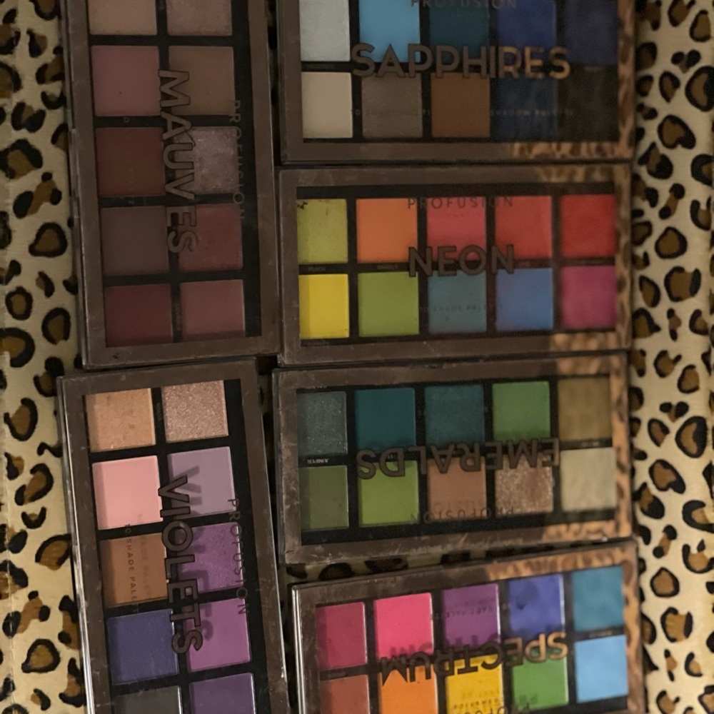 6 make up palettes for sale